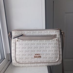 Jones New York Signature Crossbody Purse With Insert Clutch Bag Ivory / Beige